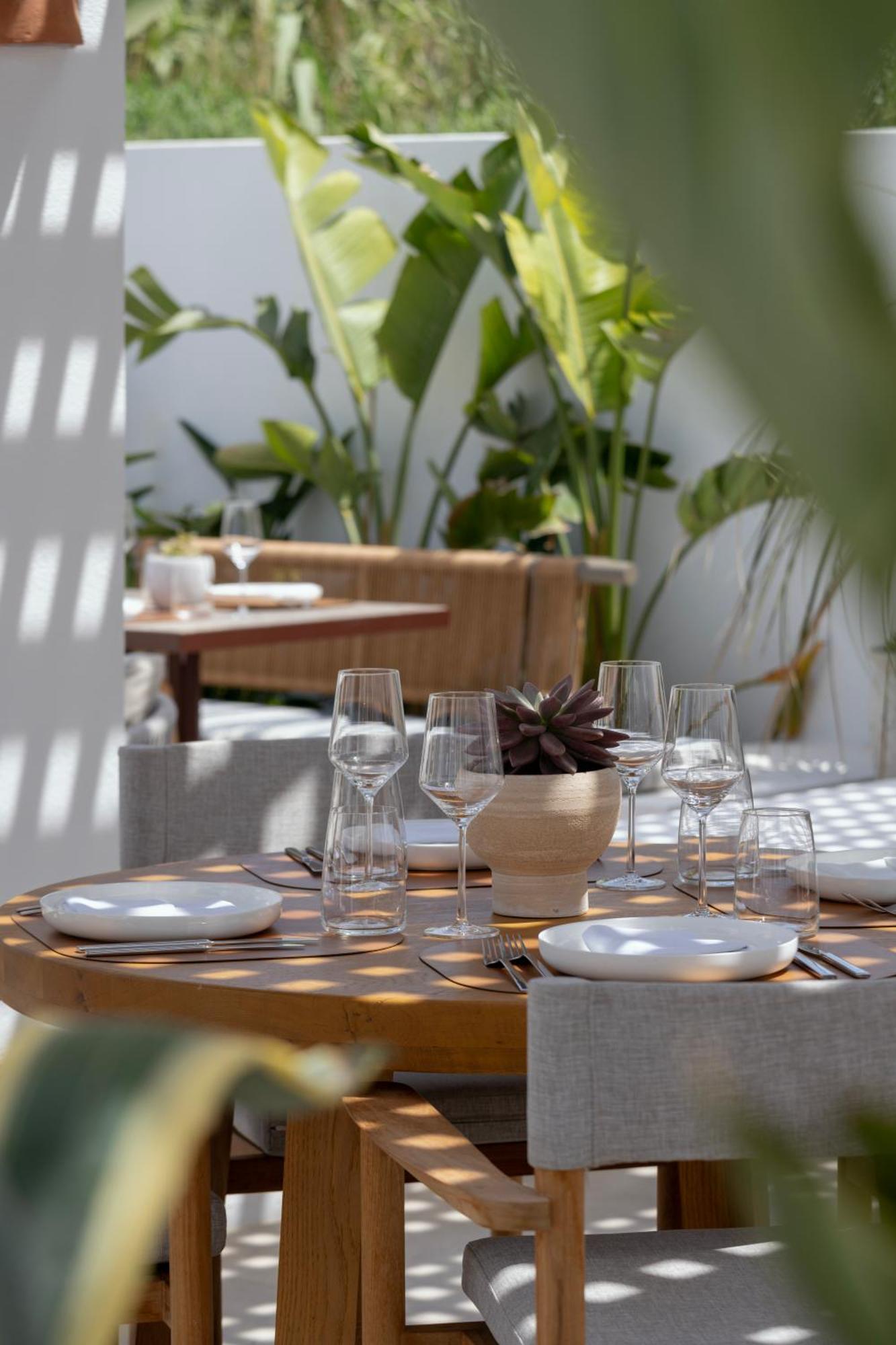 Parilio, A Member Of Design Hotels Науса Екстериор снимка