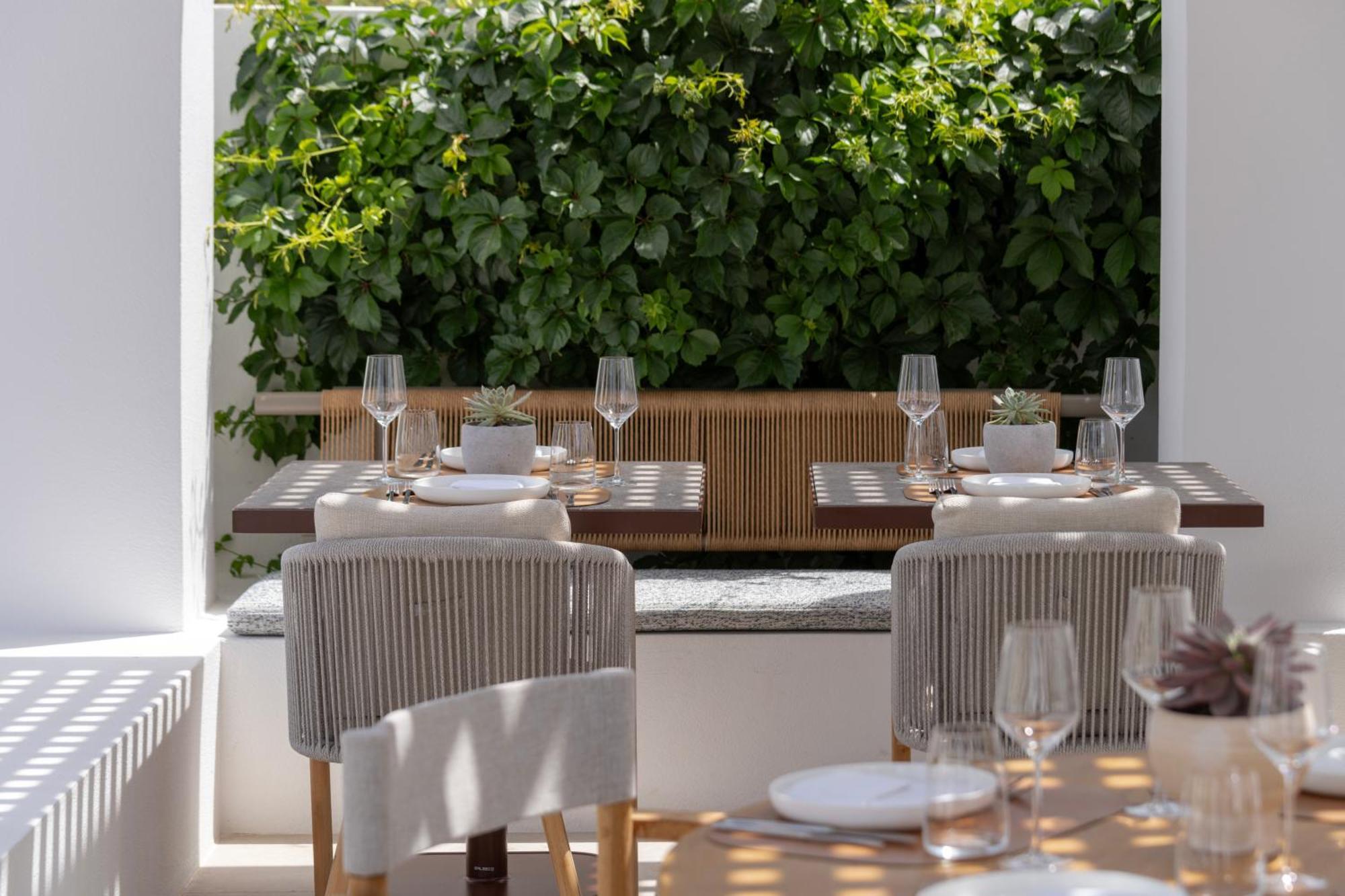 Parilio, A Member Of Design Hotels Науса Екстериор снимка